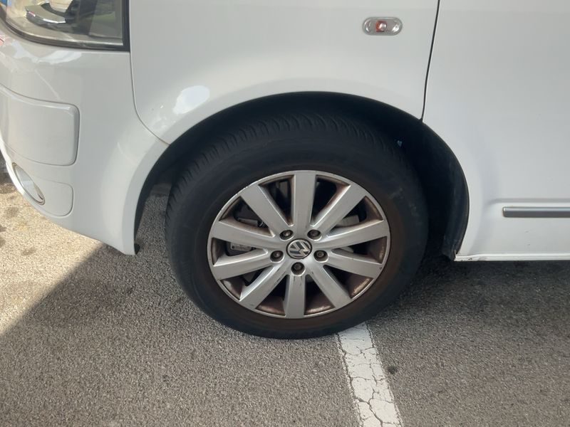 Volkswagen T5 Multivan 2.0 TDI Highline 4Motion 2012 – снимка 3