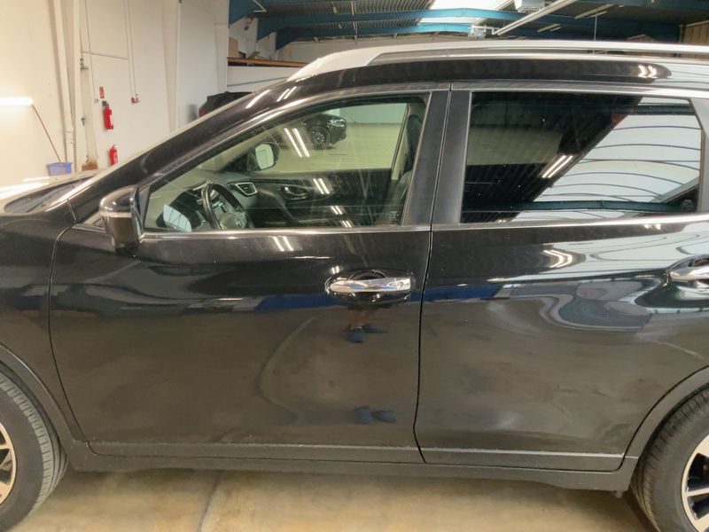 Nissan X-Trail 1.6 dCi Tekna 4x4 — zdjęcie 4