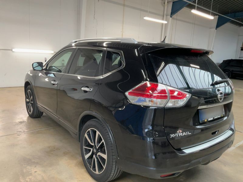 Nissan X-Trail 1.6 dCi Tekna 4x4 — zdjęcie 3