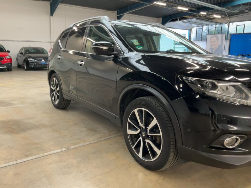 Nissan X-Trail 1.6 dCi Tekna 4x4 — zdjęcie 8