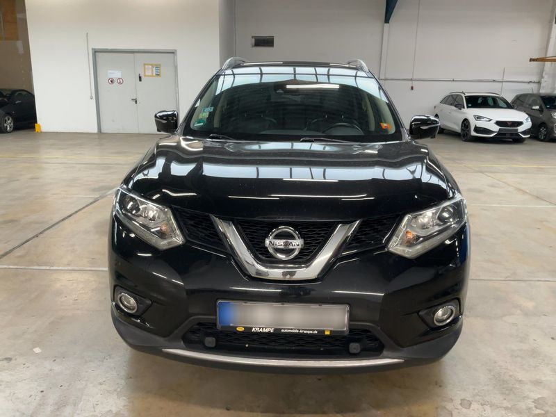 Nissan X-Trail 1.6 dCi Tekna 4x4 — zdjęcie 9