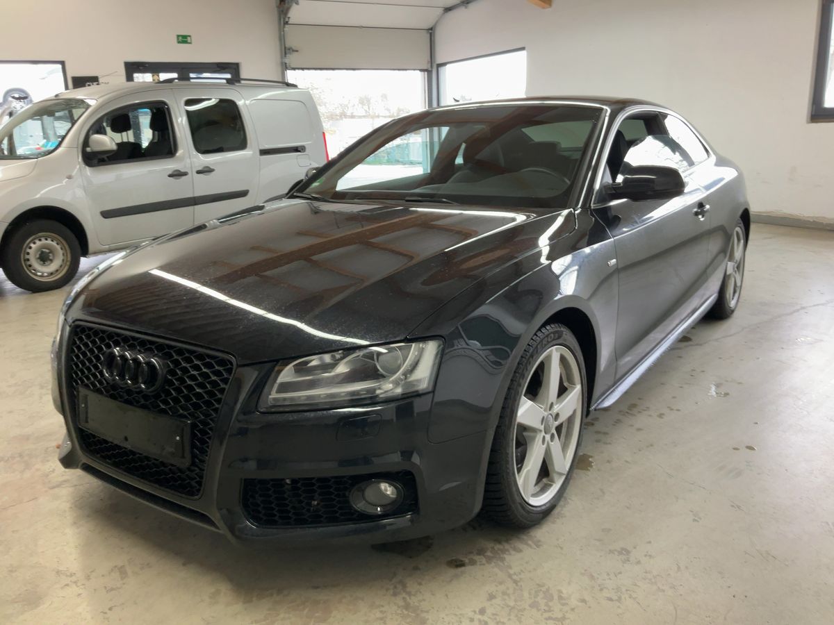 Audi A5 2010 — photo 1