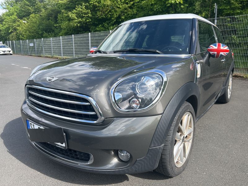 MINI Paceman
