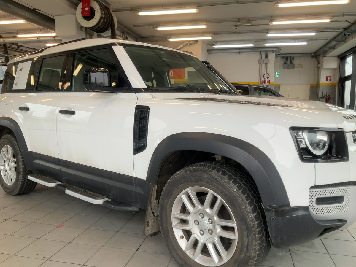 Land Rover 2020 — photo 13