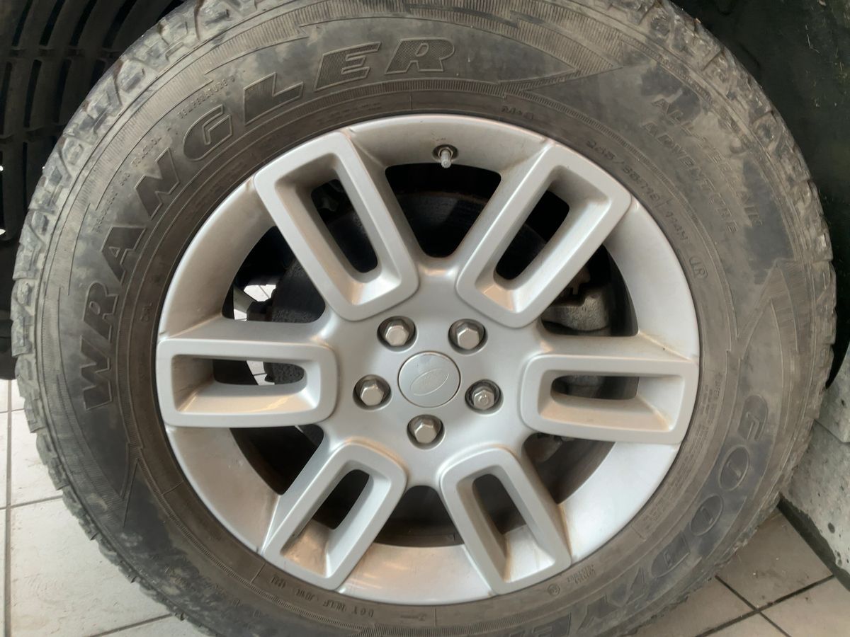 Land Rover 2020 — photo 4