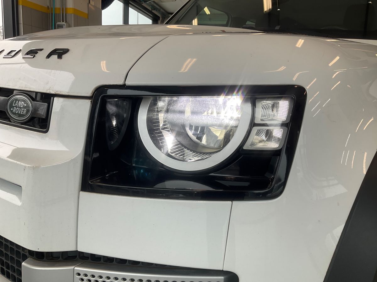 Land Rover 2020 — photo 30