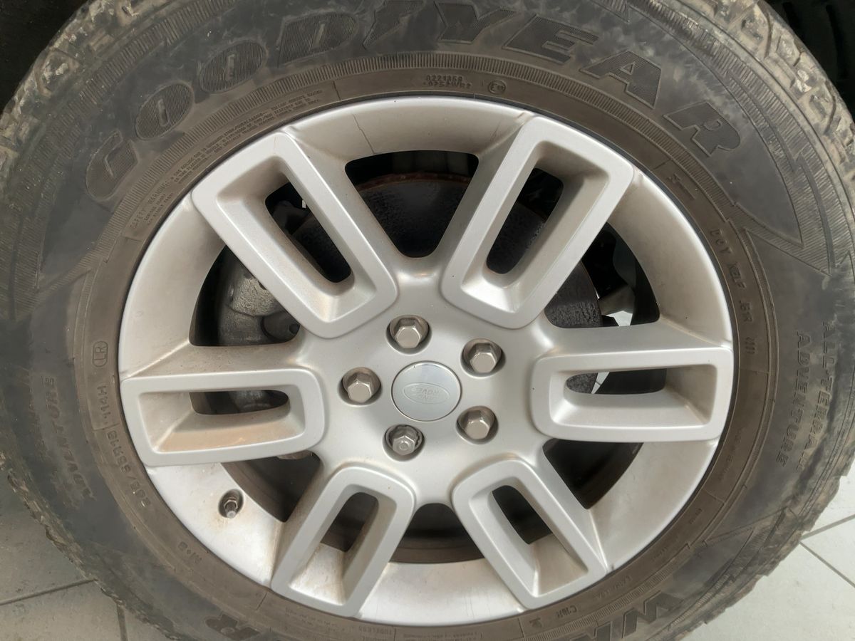 Land Rover 2020 — photo 12