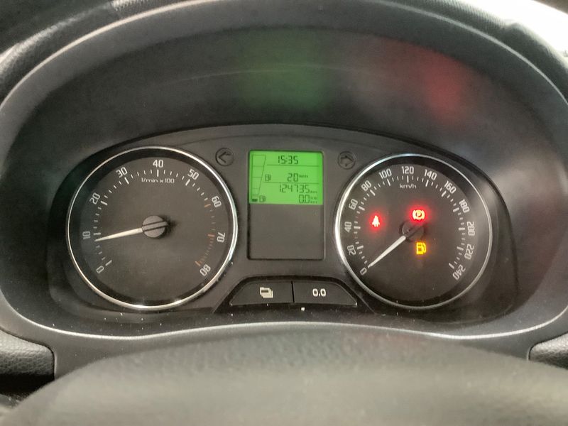 Skoda Roomster 1.2 TSI Fresh — zdjęcie 13