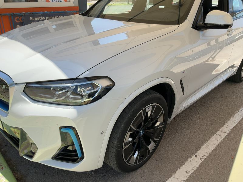 BMW iX3 electric drive 210 kW Impressive — zdjęcie 2