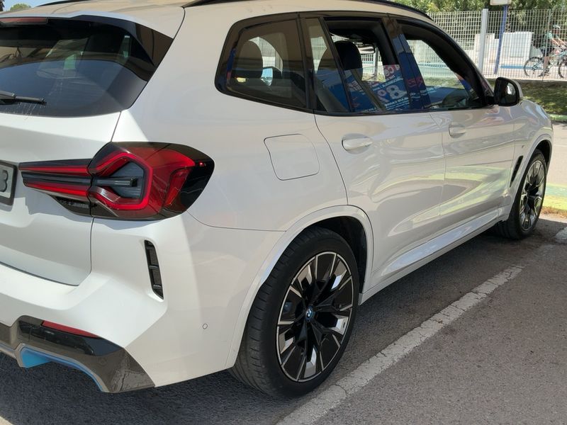 BMW iX3 electric drive 210 kW Impressive — zdjęcie 6