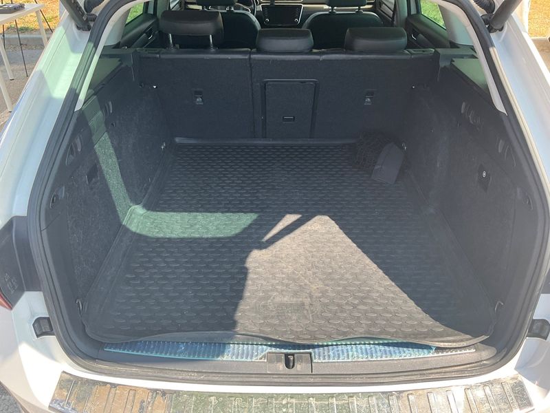 Skoda Superb 2.0 TDI Style — zdjęcie 10