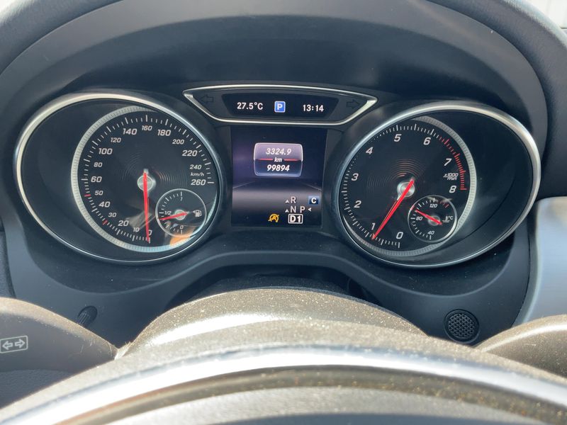 Mercedes-Benz GLA-Klasse GLA 180 AMG Line — zdjęcie 13