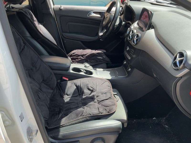 Mercedes-Benz B-Klasse B 200 CDI Urban — zdjęcie 11