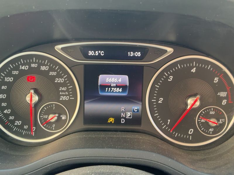 Mercedes-Benz B-Klasse B 200 CDI Urban — zdjęcie 13