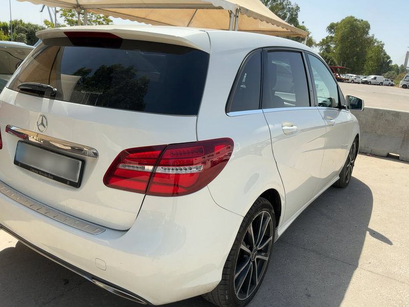 Mercedes-Benz B-Klasse B 200 CDI Urban — zdjęcie 6