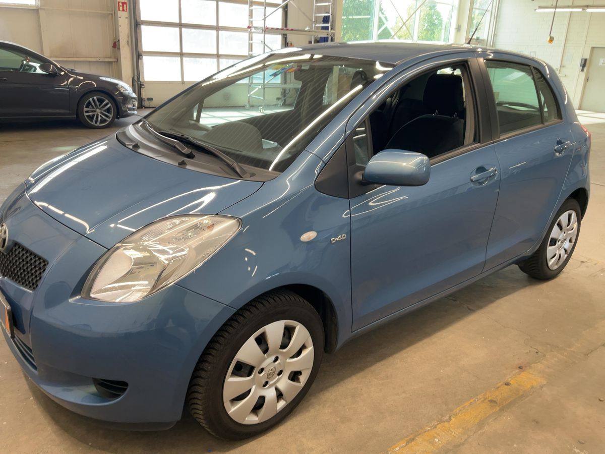 Toyota Yaris 1.4 D-4D Sol