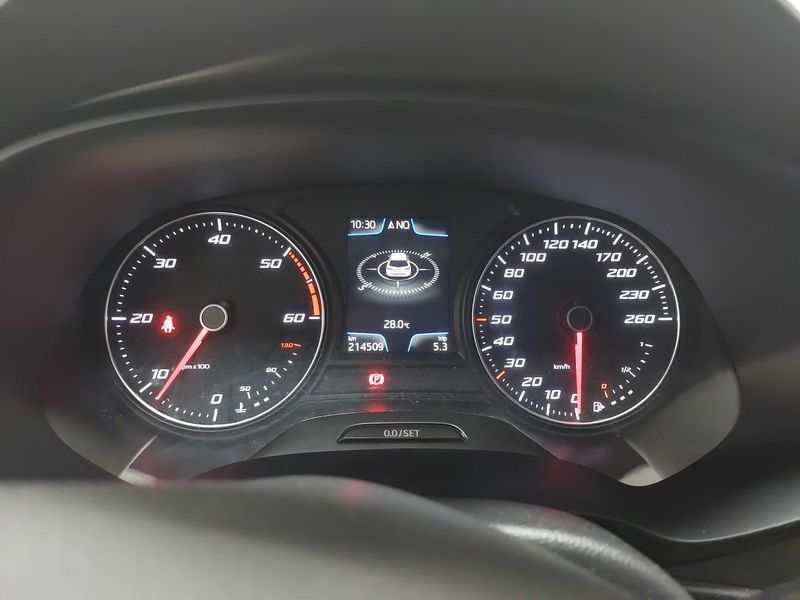 Seat Leon 1.6 TDI I-Tech — zdjęcie 12