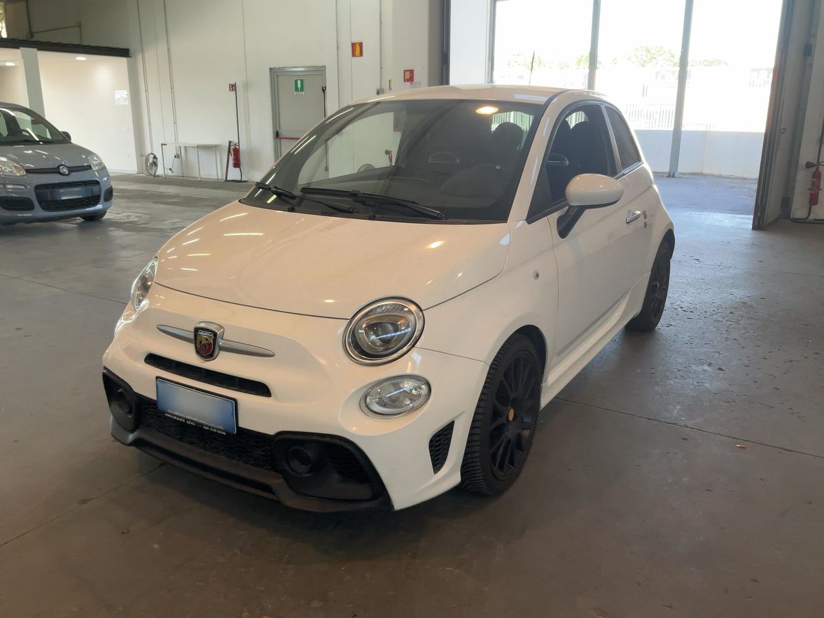 Abarth 595 2018