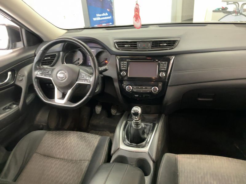 Nissan X-Trail 1.6 dCi Acenta 4x4 — zdjęcie 12