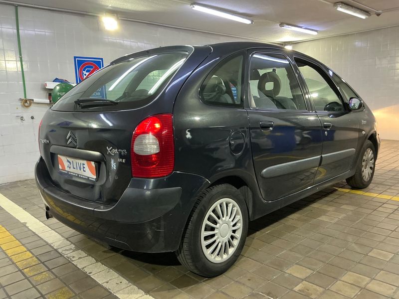 Citroen Xsara Picasso 2.0 HDi SX — zdjęcie 2