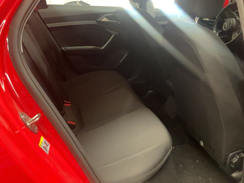 Audi A1 Sportback 30 TFSI advanced — zdjęcie 14
