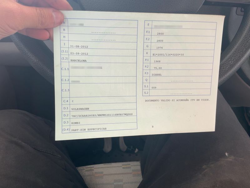 Volkswagen T5 Kombi 2.0 TDI — zdjęcie 15