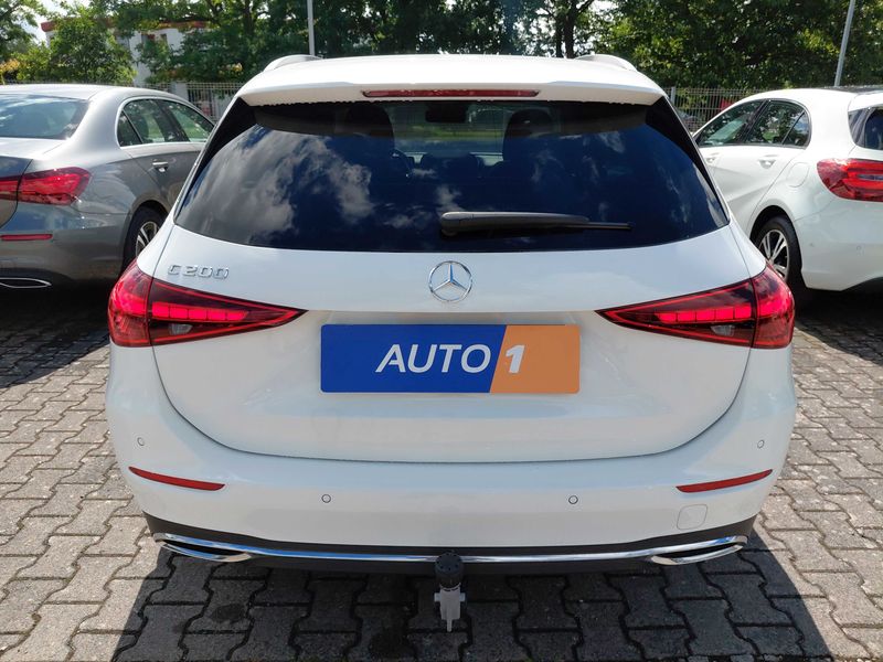 Mercedes-Benz C-Klasse C 200 Mild-Hybrid T Avantgarde — zdjęcie 4