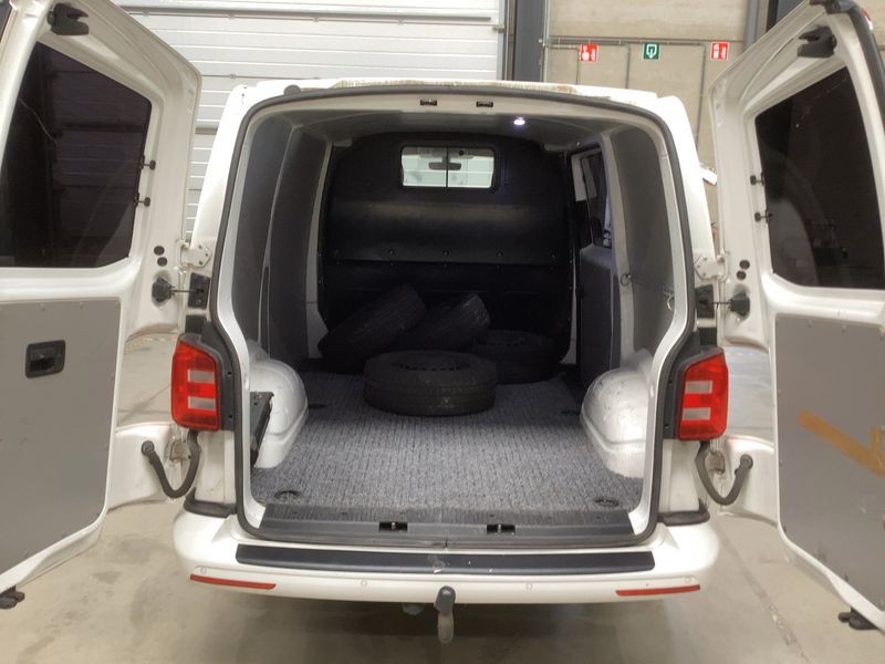 Volkswagen T6 Transporter 2.0 TDI Kasten EcoProfi — zdjęcie 10
