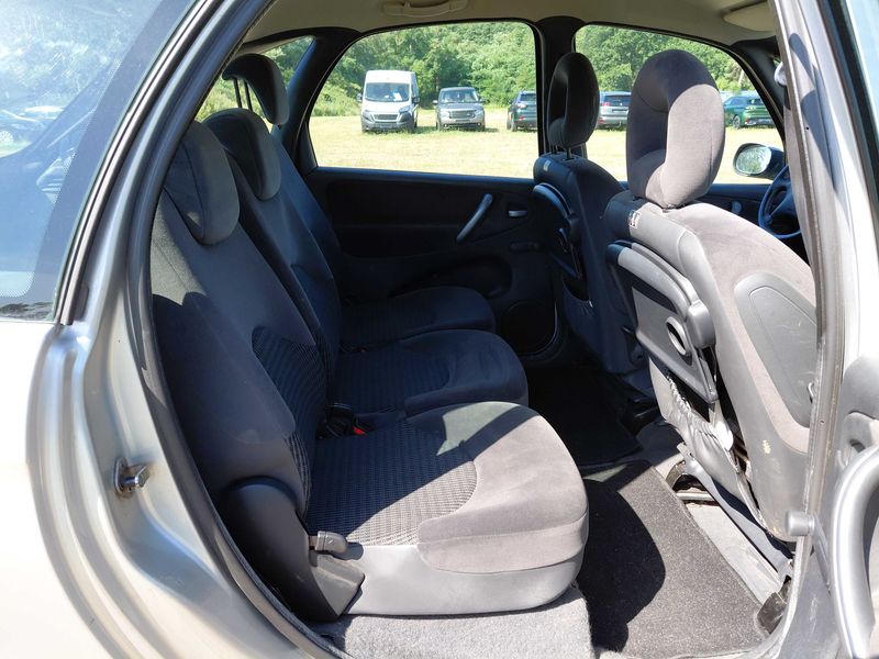 Citroen Xsara Picasso 1.6 Exclusive — zdjęcie 13