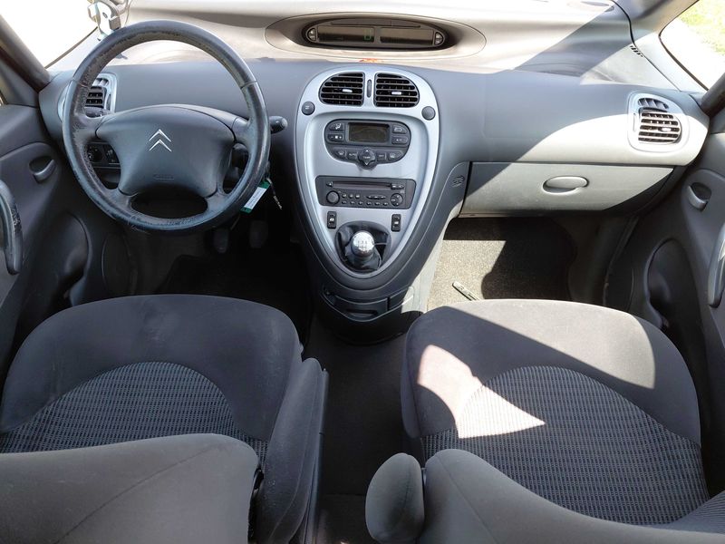 Citroen Xsara Picasso 1.6 Exclusive — zdjęcie 11