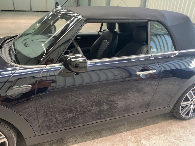 MINI Cabrio Cooper Yours Trim — zdjęcie 4