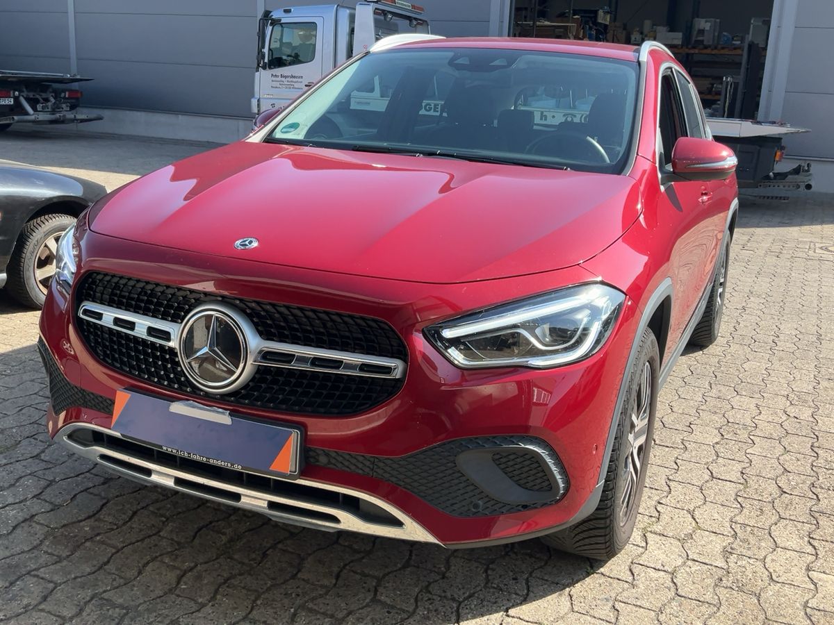 Mercedes-Benz GLA-Klasse GLA 250 4Matic Progressive