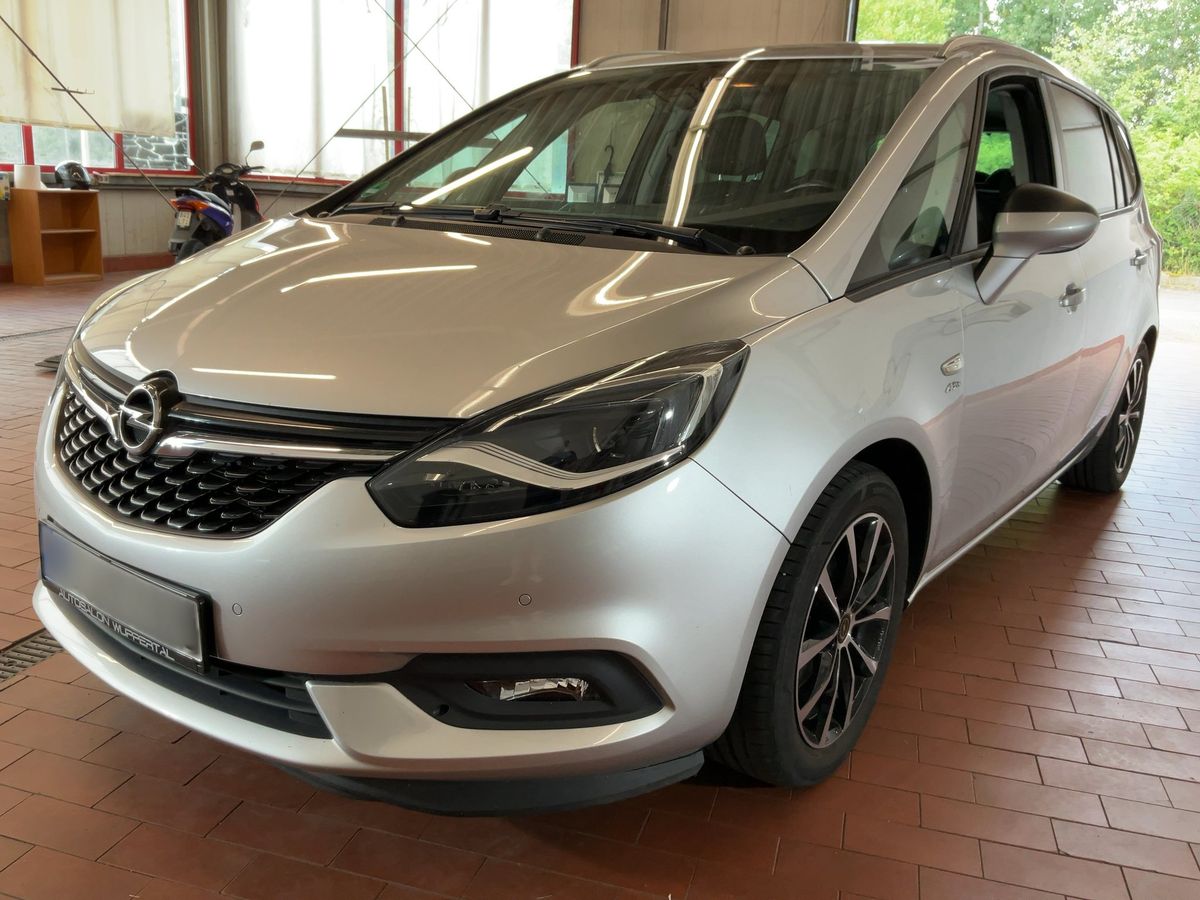Opel Zafira 2016