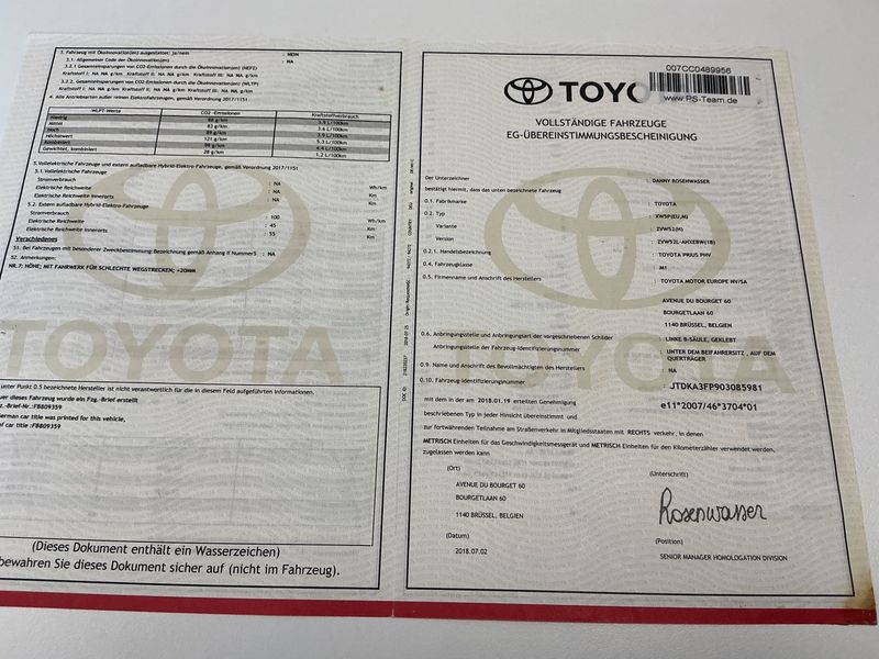 Toyota Prius 1.8 Plug-in Hybrid Comfort — zdjęcie 16