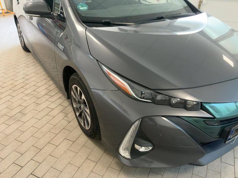 Toyota Prius 1.8 Plug-in Hybrid Comfort — zdjęcie 8