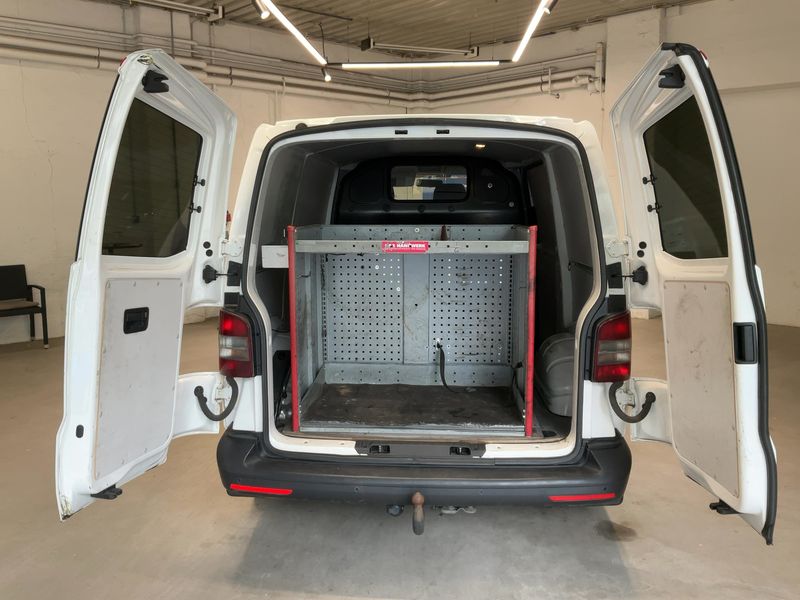 Volkswagen T6 Transporter 2.0 TDI Kasten 4Motion — zdjęcie 10