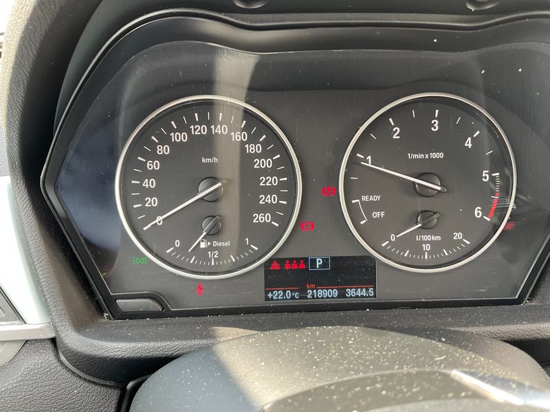 BMW X1 xDrive 18d xLine — zdjęcie 13