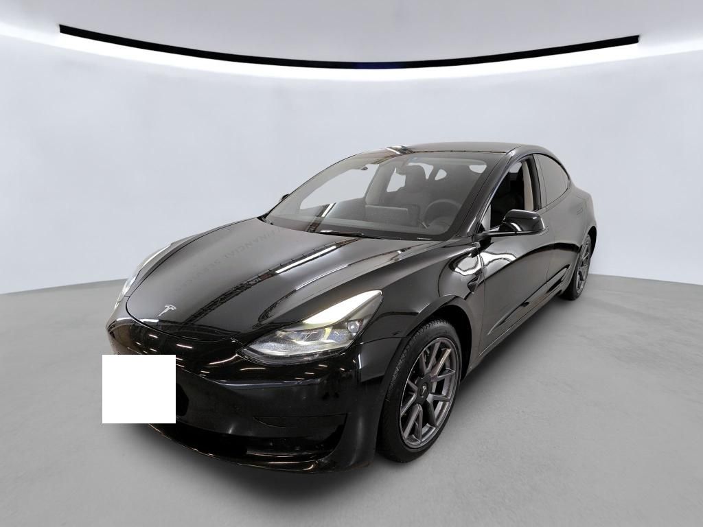 Tesla Model 2021