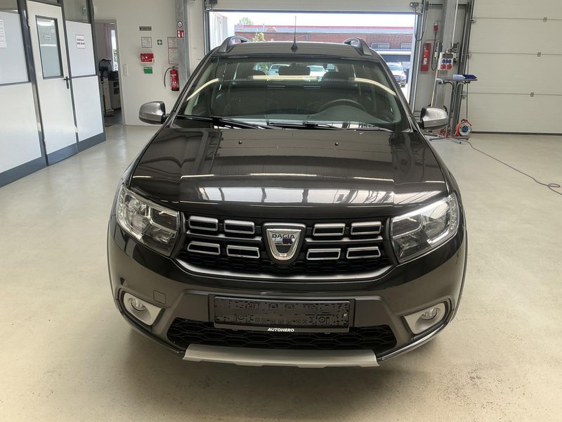 Dacia Logan MCV 0.9 TCe Stepway — zdjęcie 9