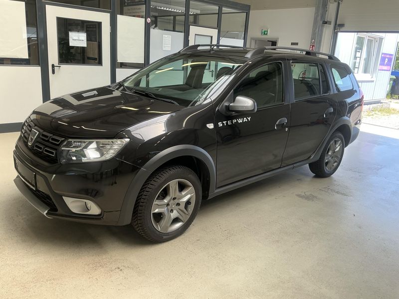 Dacia Logan MCV 0.9 TCe Stepway — zdjęcie 2