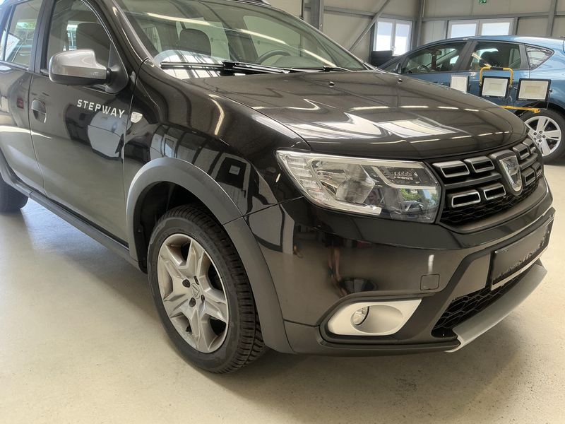 Dacia Logan MCV 0.9 TCe Stepway — zdjęcie 8