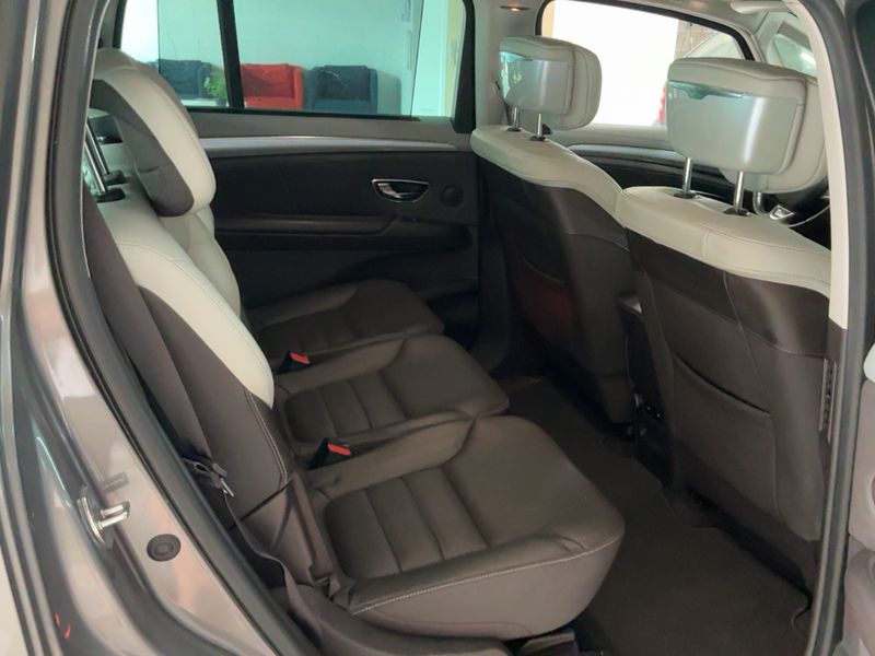 Renault Espace 1.6 dCi Energy Initiale Paris — zdjęcie 14