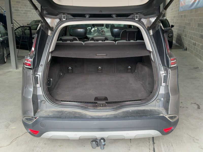 Renault Espace 1.6 dCi Energy Initiale Paris — zdjęcie 10