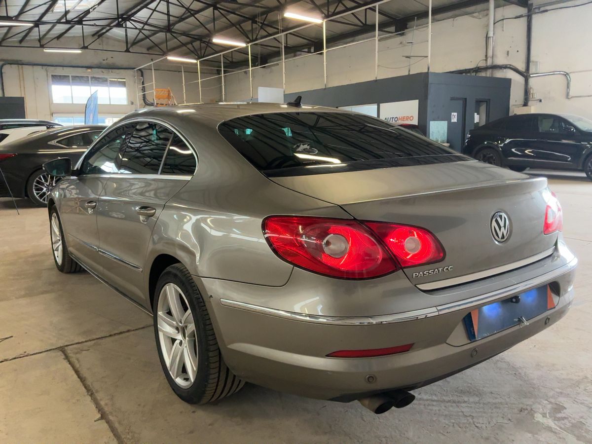 Volkswagen Passat 2010 — photo 7
