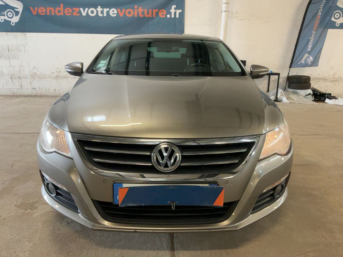 Volkswagen Passat 2010 — photo 15