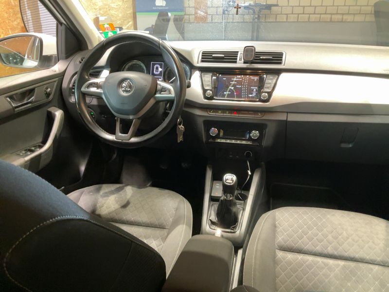Skoda Fabia 1.4 TDI Edition 2015 – снимка 17