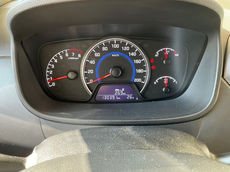 Hyundai i10 1.2 Passion 2019 – снимка 18