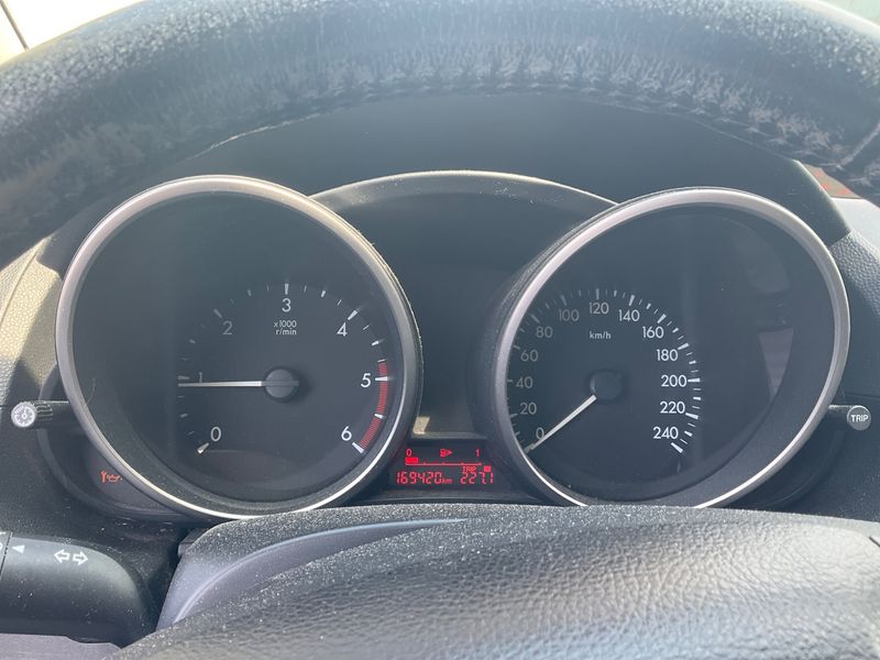 Mazda 5 1.6 CD Diesel TX — zdjęcie 4