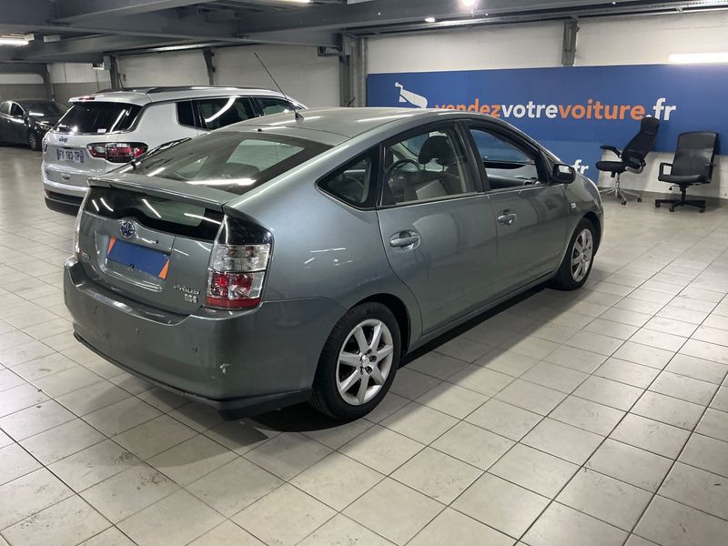 Toyota Prius 1.5 Sol — zdjęcie 2