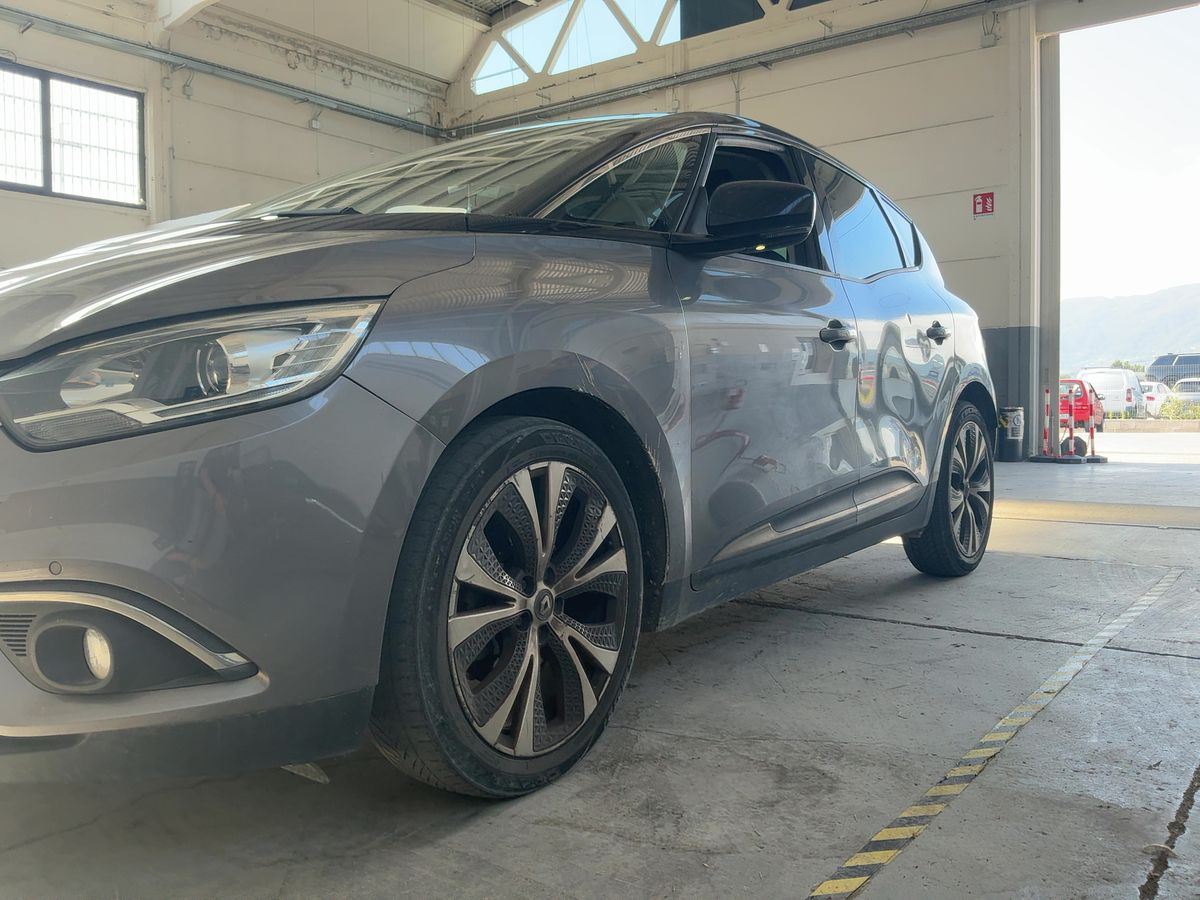 Renault Scenic d'occasion